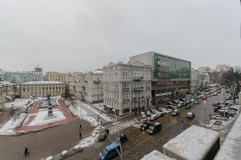 3-кімнатні м. золоті ворота Apartment *
